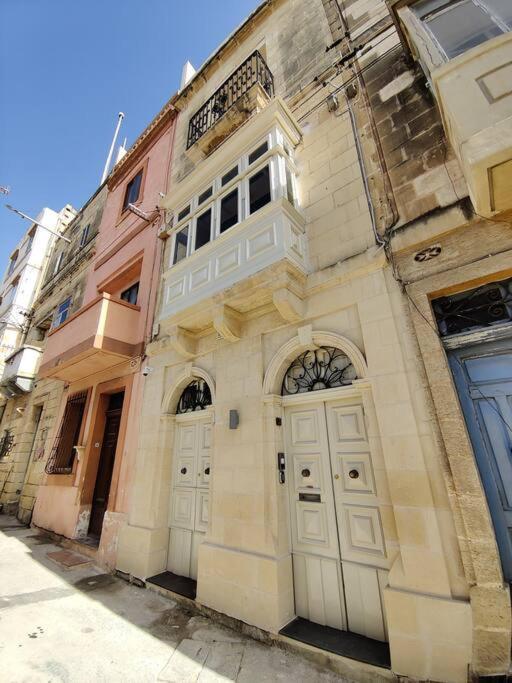 Crew 2 Savynomad Harbour Residences Wow Views Cospicua Екстериор снимка